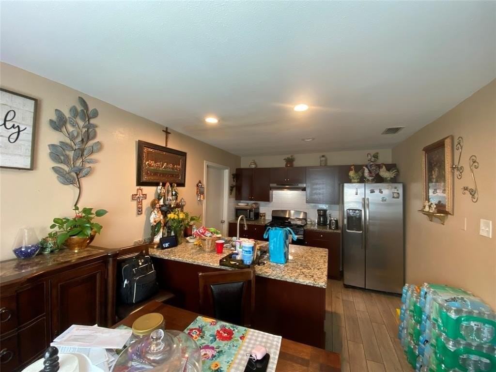 640 Willow Way - Photo 6 of 23