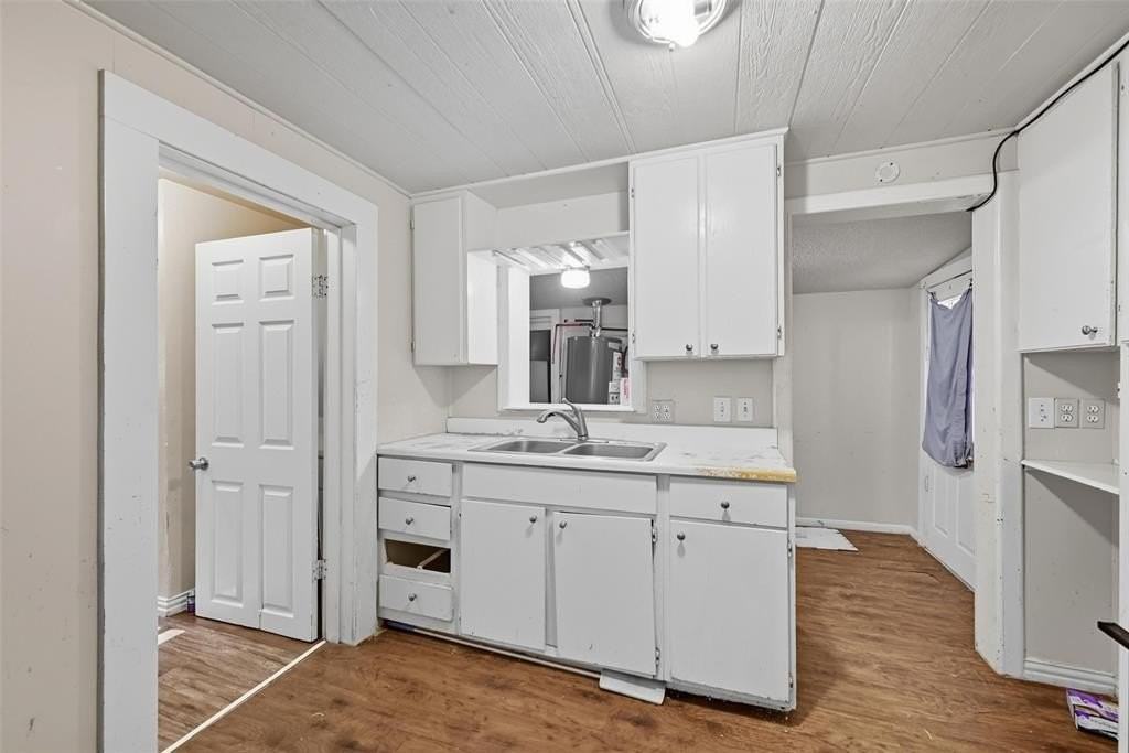 1025 E Chaffin St - Photo 3 of 18