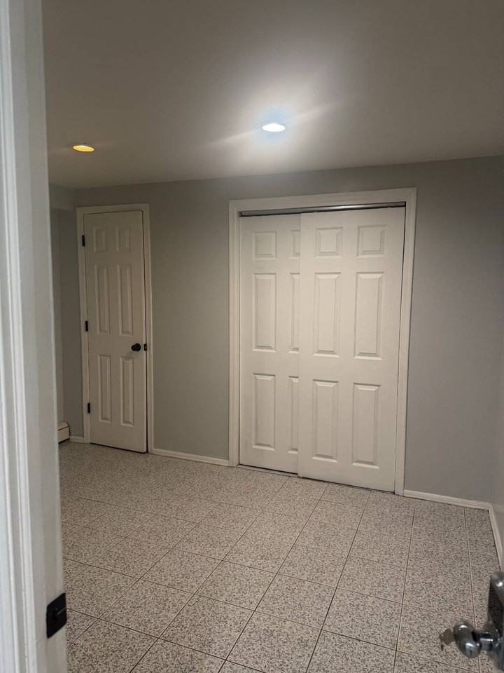 13211 11th Ave - Photo 2 of 5