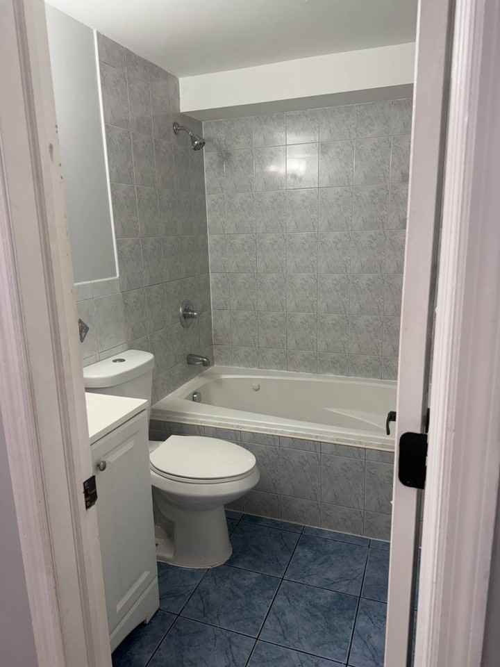 13211 11th Ave - Photo 5 of 5