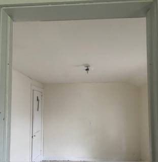 445 N 16th St - Photo 4 of 7