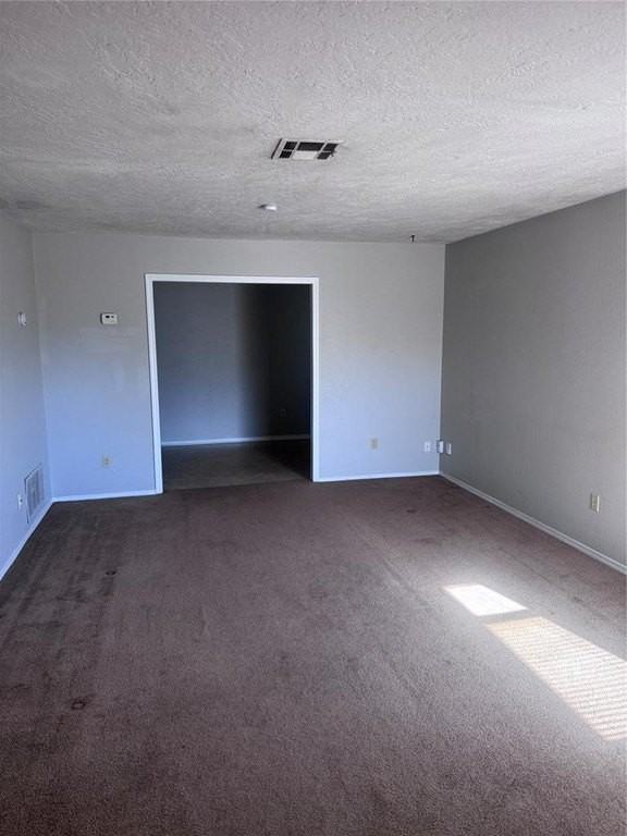 205 Barrett Pl - Photo 4 of 12