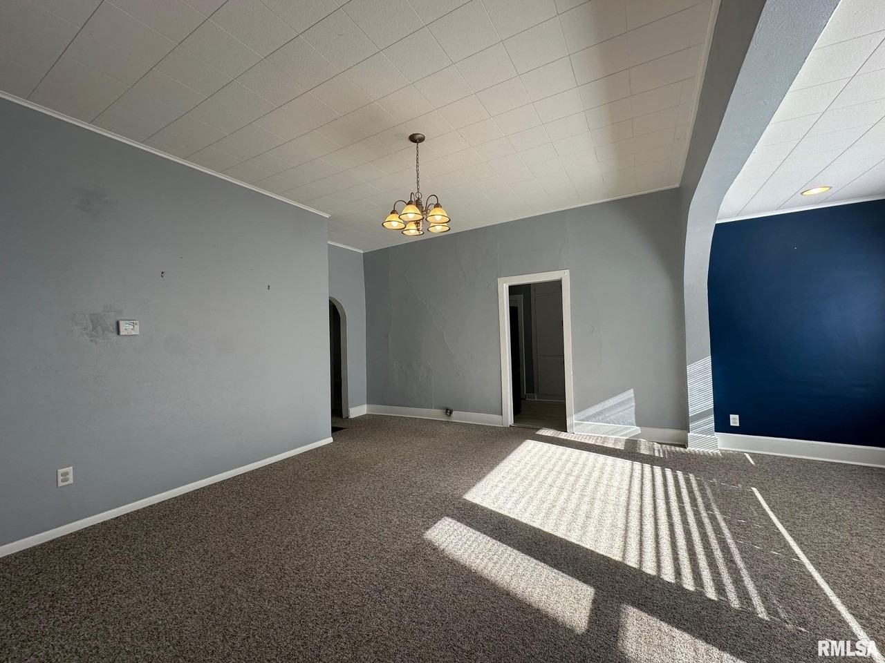 146 N State St - Photo 7 of 16