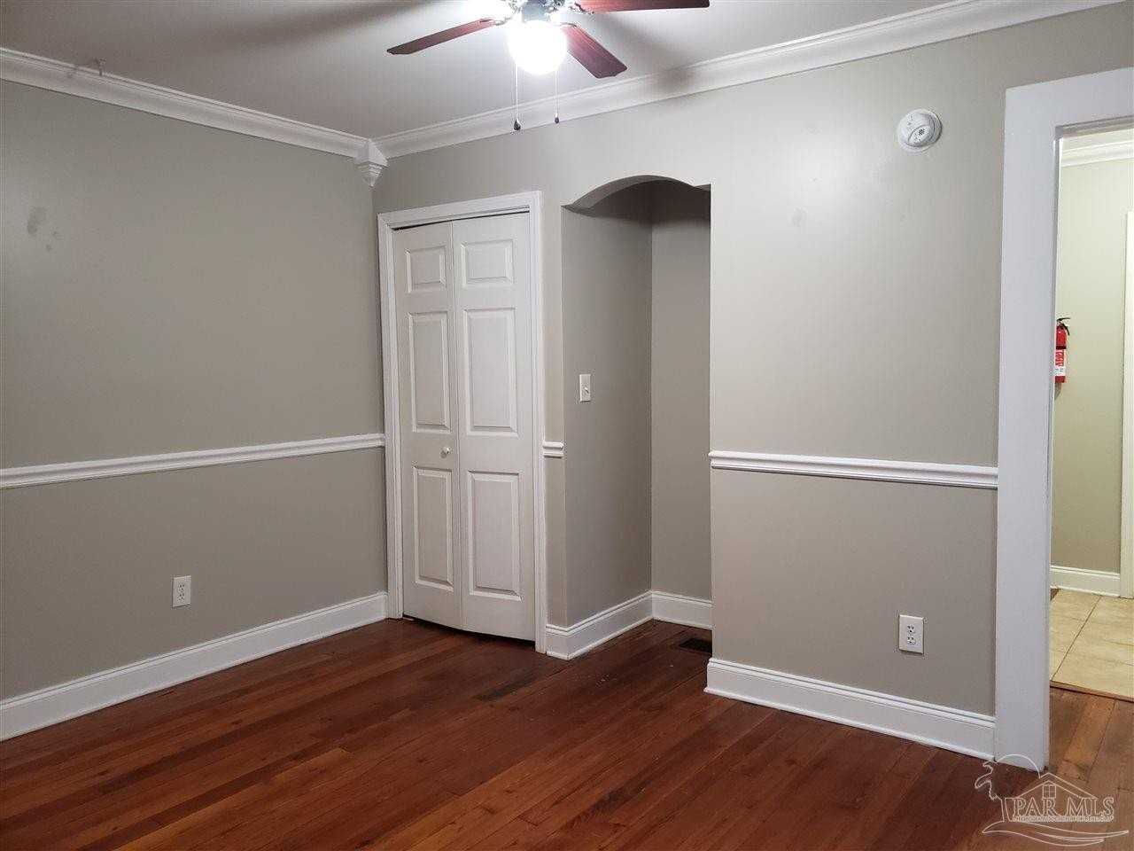 1005 N 6th Ave - Photo 4 of 9