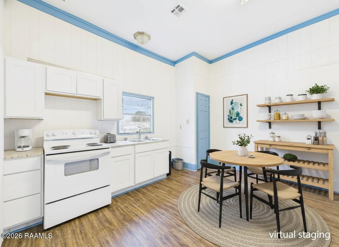 405 E Convent St - Photo 7 of 19