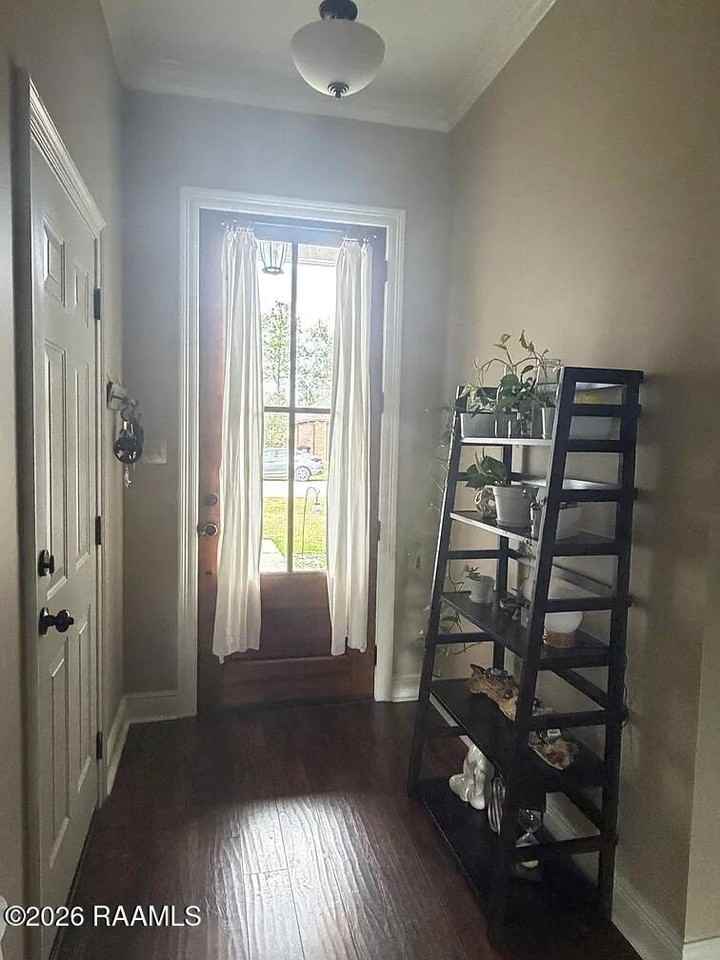 211 Milton Estates Ln - Photo 2 of 11