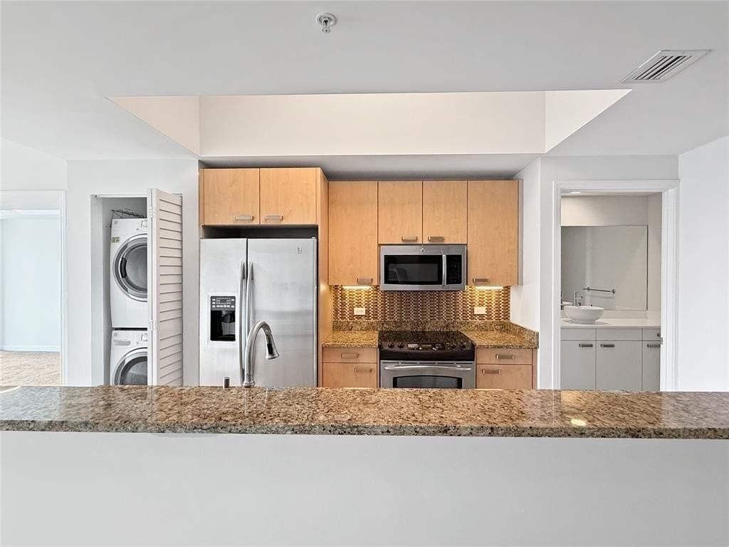 2301 Wilton Dr #408 - Photo 4 of 21