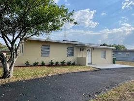 1000 Nw 11th Ct - Photo 1 of 1