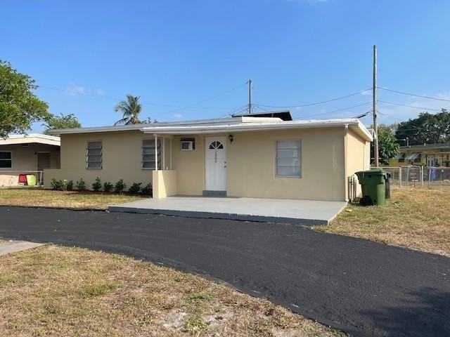 1000 Nw 11th Ct - Photo 3 of 26