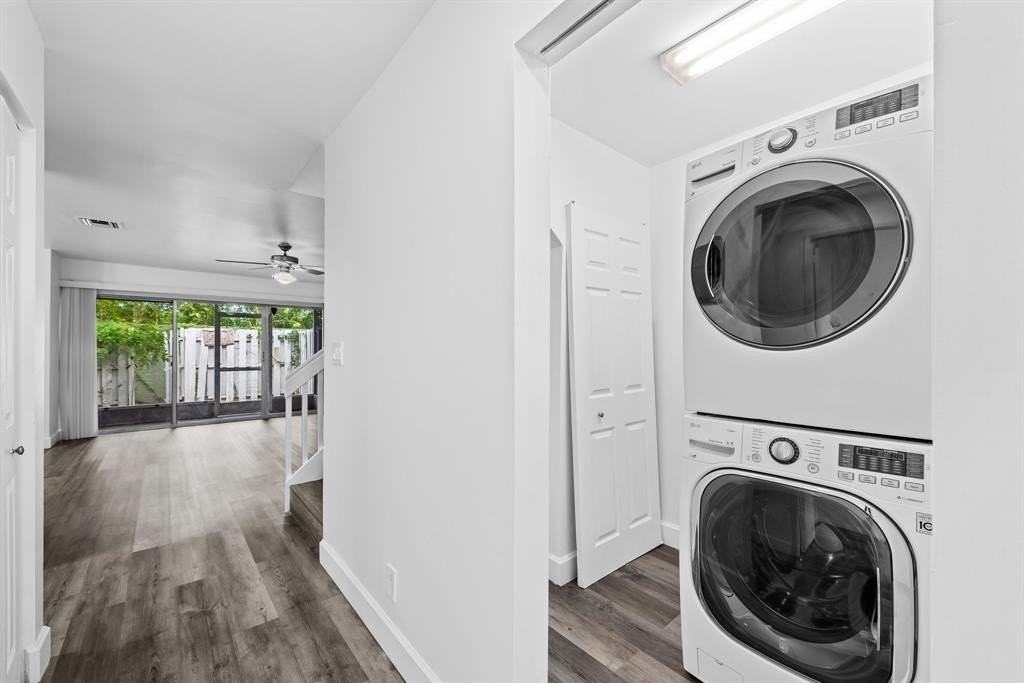 822 Crystal Lake Dr - Photo 7 of 16