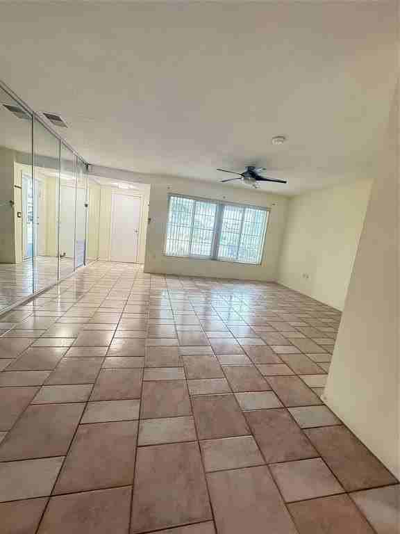 11250 Nw 29th Mnr - Photo 3 of 12