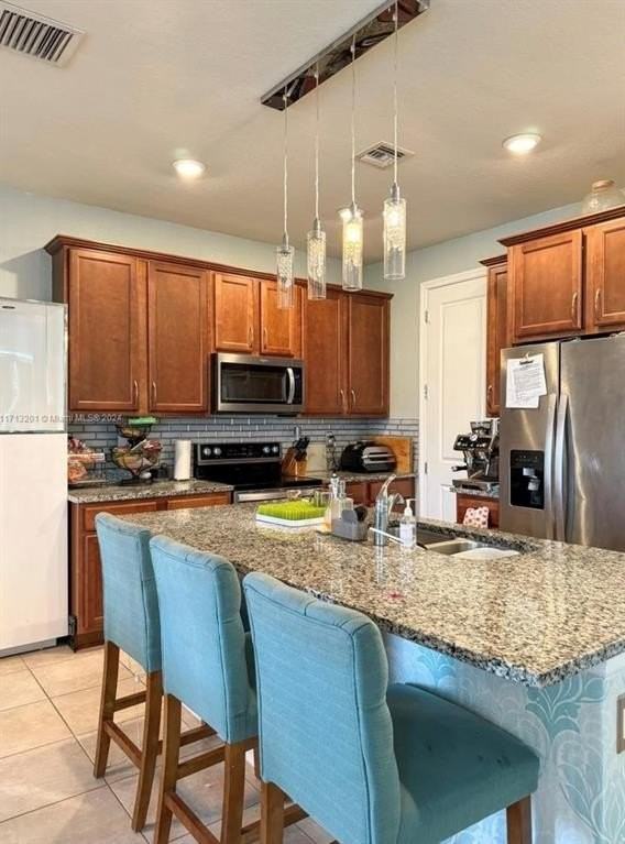 5035 Eucalyptus Dr - Photo 5 of 27