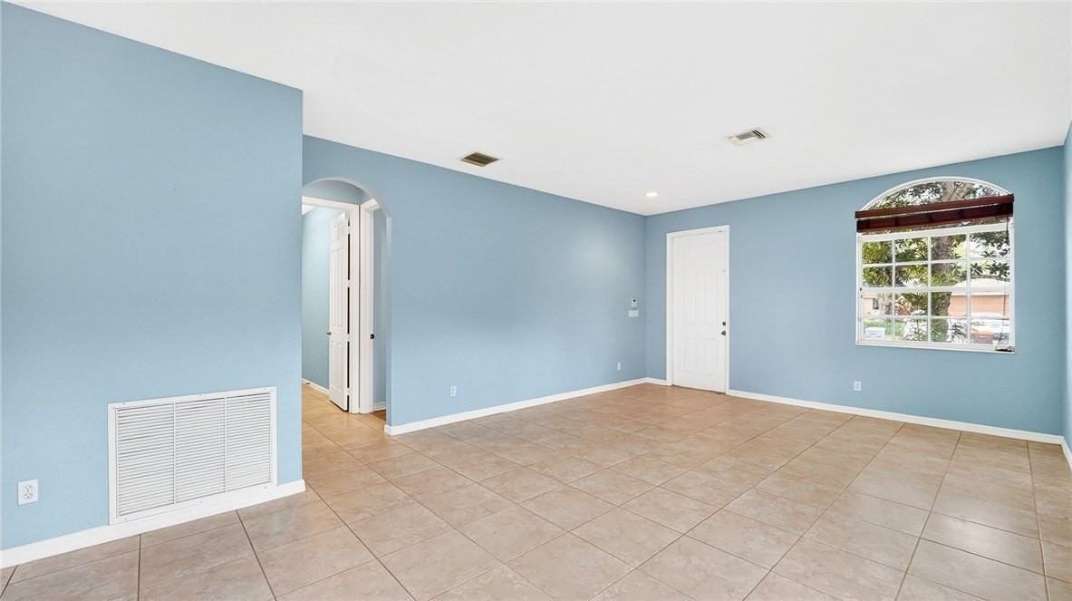 9907 E Verona Cir - Photo 7 of 36