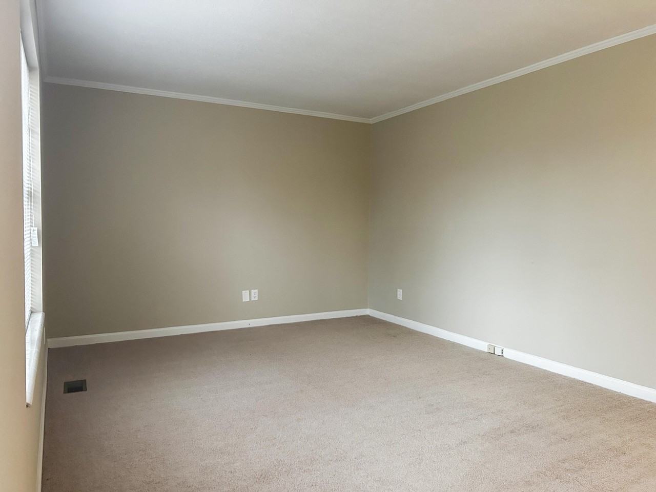 675 Northview Dr Nw - Photo 2 of 16