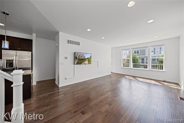 4636 Bradley Cir - Photo 3 of 32