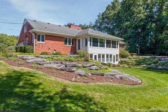 31069 Munger Dr - Photo 7 of 50