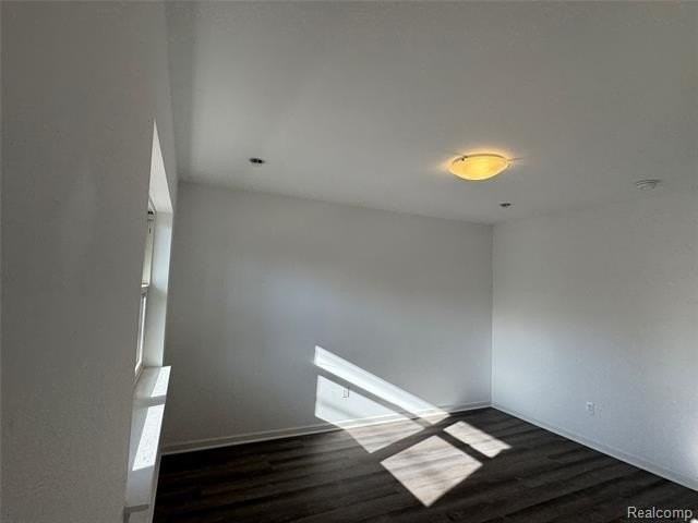 33112 Townhill Rd - Photo 5 of 29