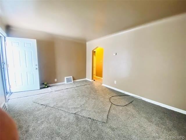 15228 Lappin St - Photo 6 of 18