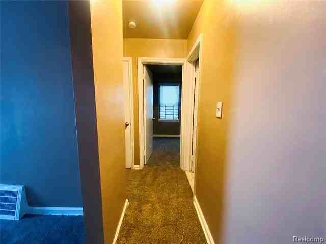 15228 Lappin St - Photo 7 of 18