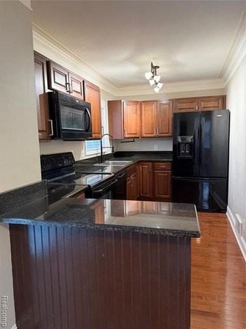 1507 E 5th St - Photo 7 of 18