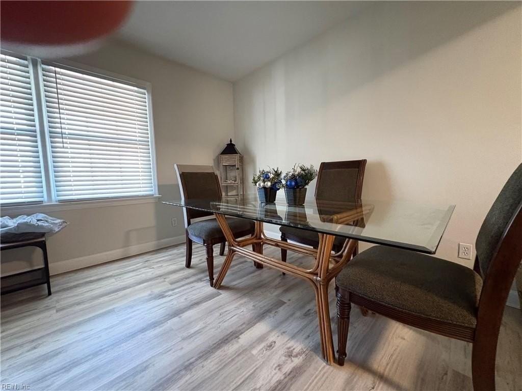 598 Pinewood Dr #207 - Photo 3 of 13