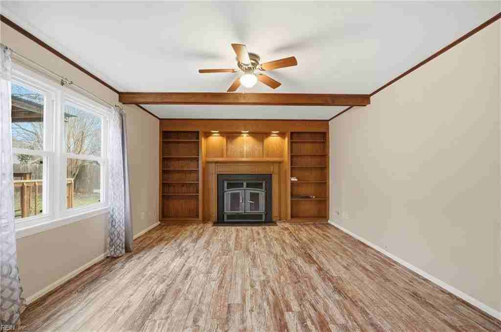 1306 Hillock Xing - Photo 2 of 50