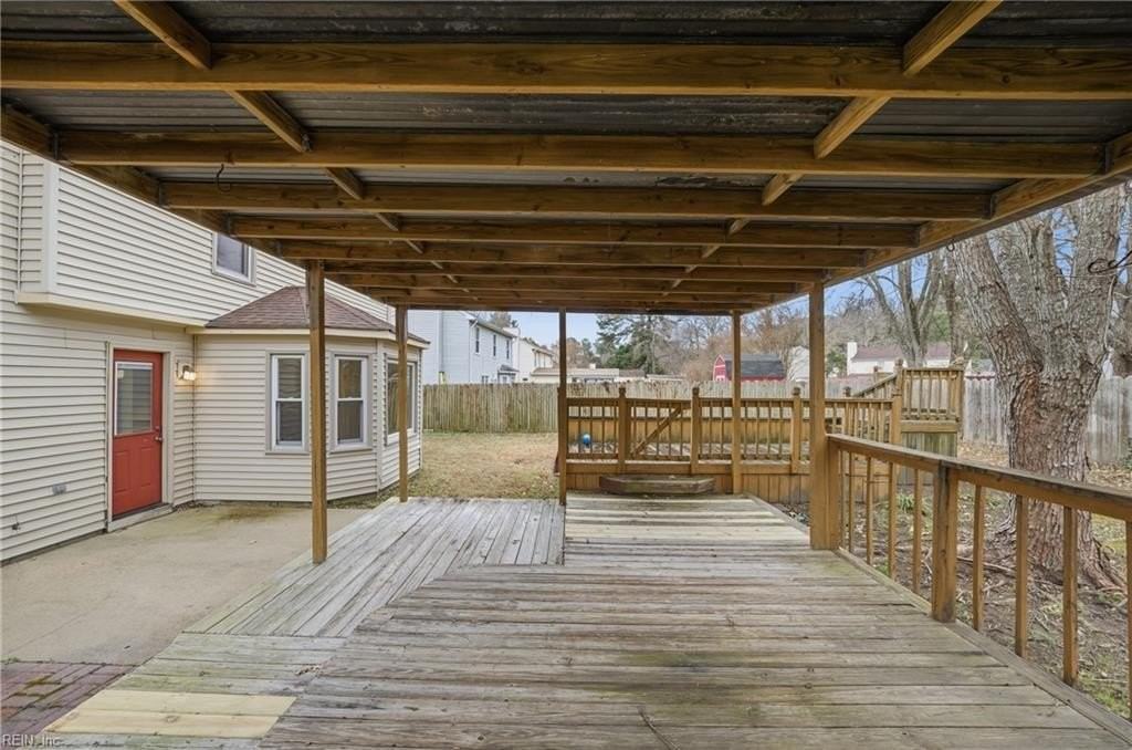 1306 Hillock Xing - Photo 4 of 50