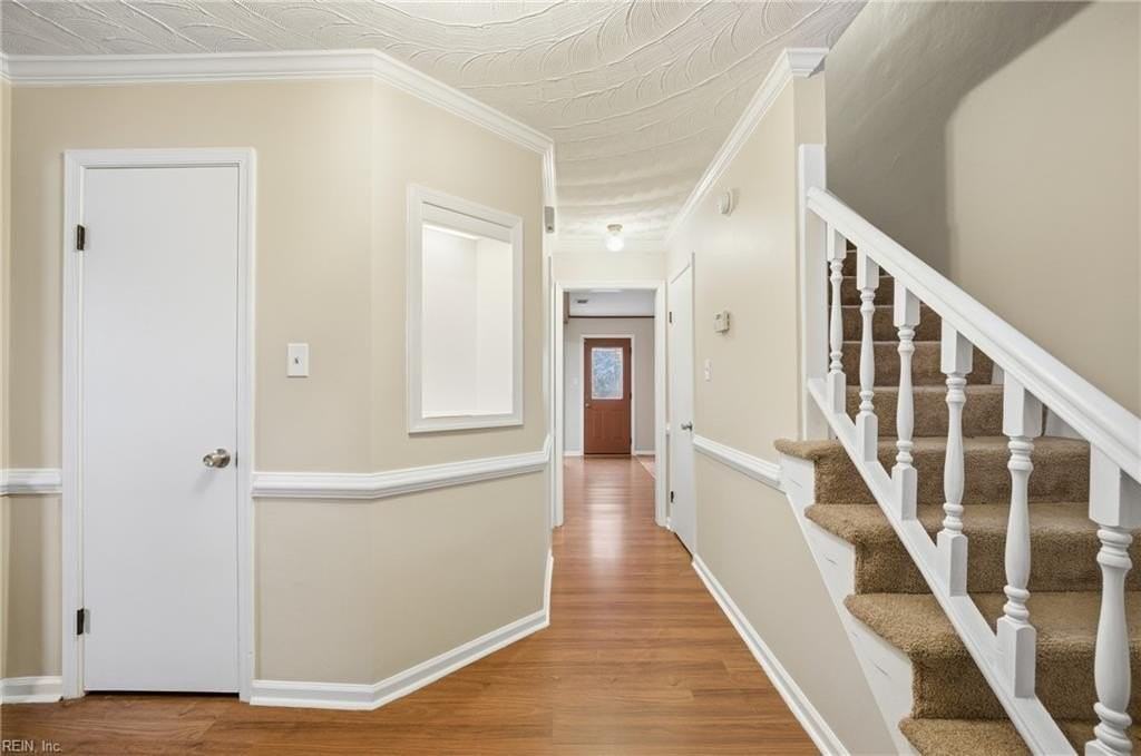 1306 Hillock Xing - Photo 5 of 50