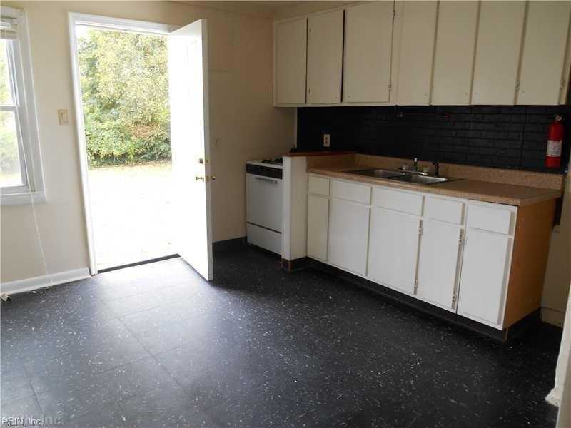 2026 Richard Ave #B - Photo 3 of 8