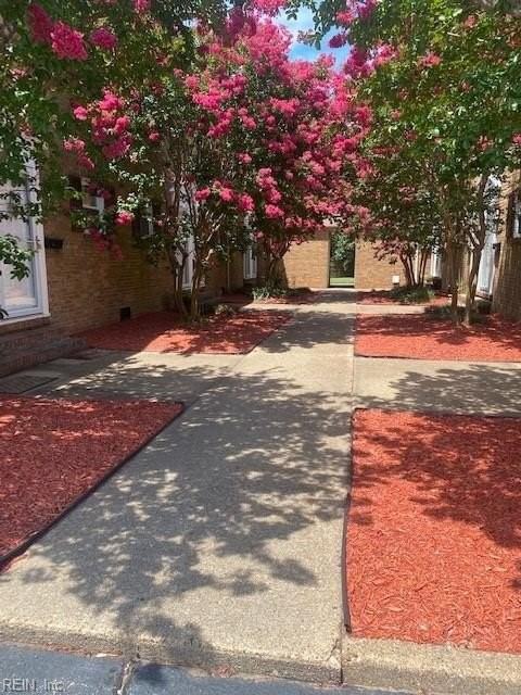 1268 Little Bay Ave #4 - Photo 3 of 19