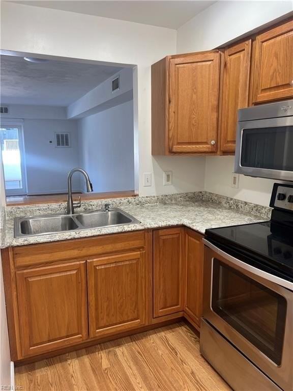 1268 Little Bay Ave #4 - Photo 4 of 19