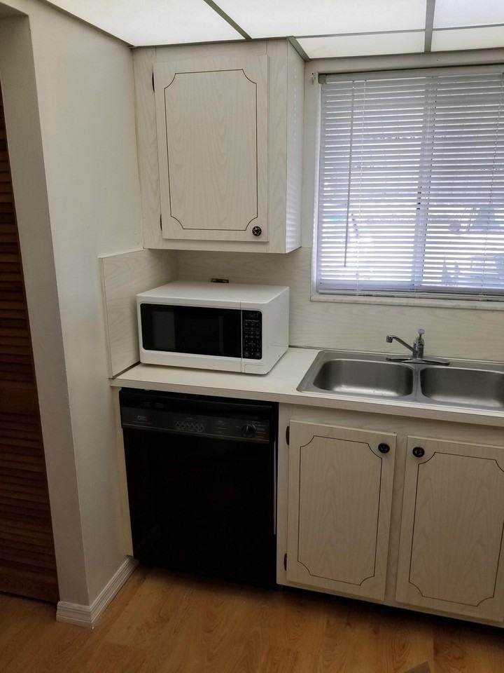 2601 Boundbrook Blvd #104 - Photo 6 of 20