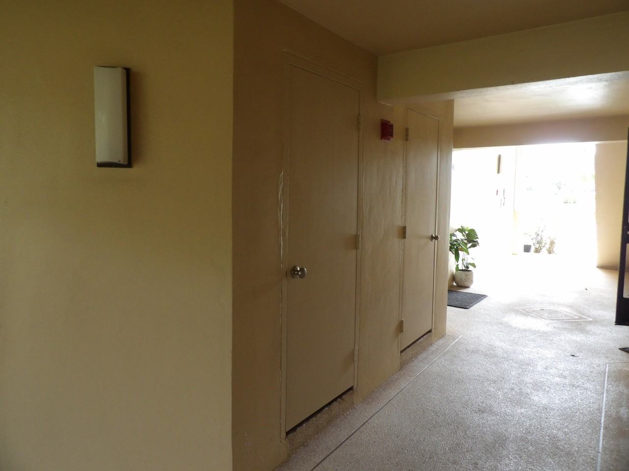 618 Sea Pine Way #E1 - Photo 5 of 36