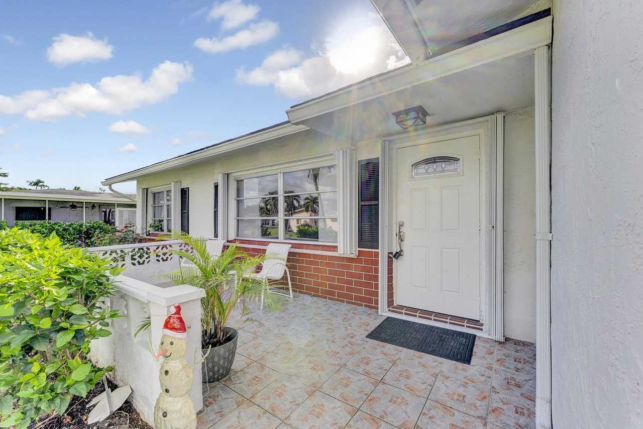 14263 El Clavel Way - Photo 5 of 39