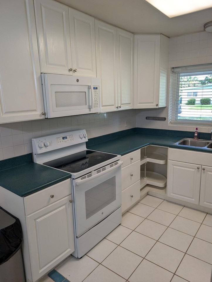 12 Matanzas Cir - Photo 5 of 17