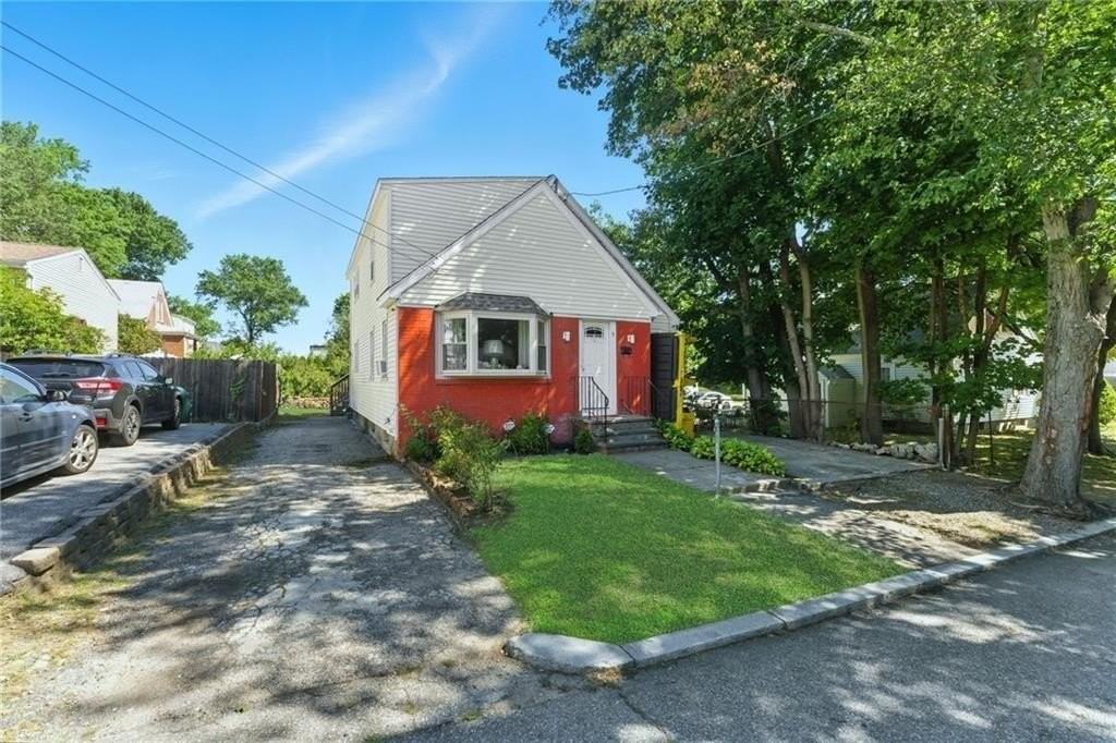 5 Bradley St Unit 1 #1 - Photo 2 of 17