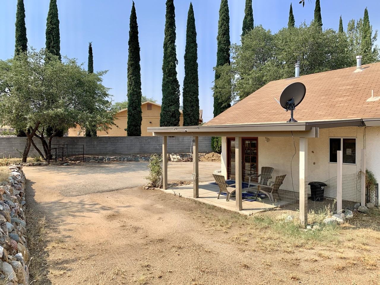 660 W Linda Vista Rd - Photo 2 of 14