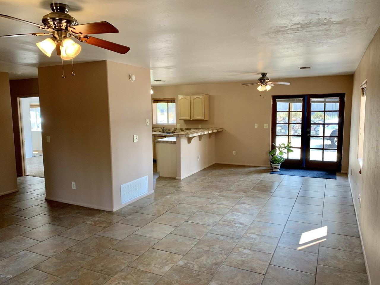 660 W Linda Vista Rd - Photo 5 of 14