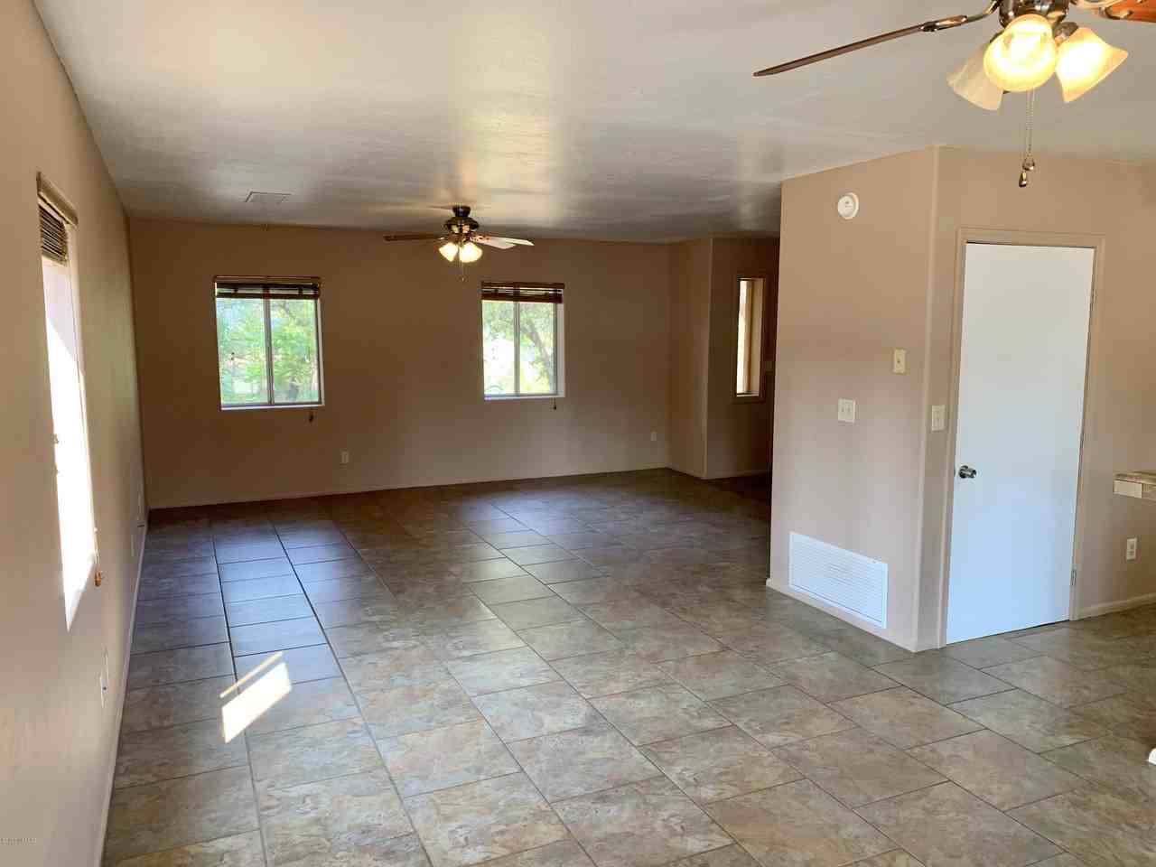 660 W Linda Vista Rd - Photo 7 of 14