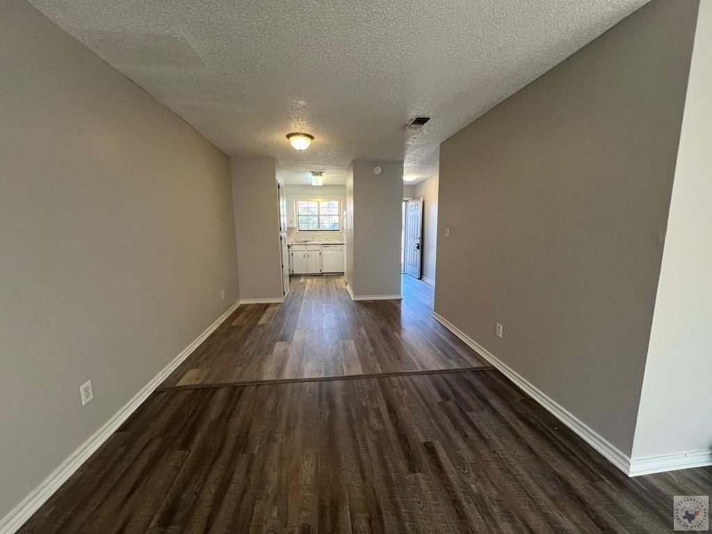 4A Robin Dr - Photo 5 of 13