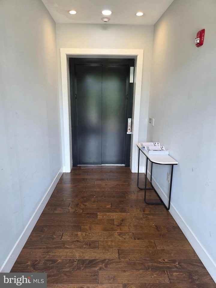 1101 Fern St Nw Unit 301 #301 - Photo 5 of 25