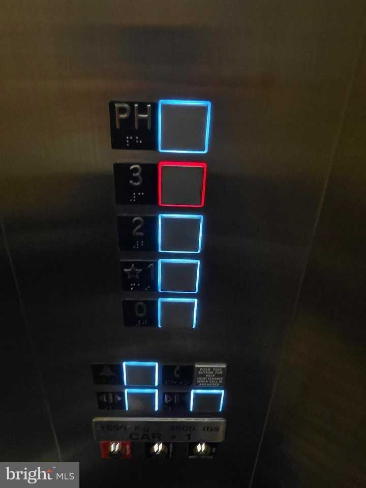 1101 Fern St Nw Unit 301 #301 - Photo 6 of 25