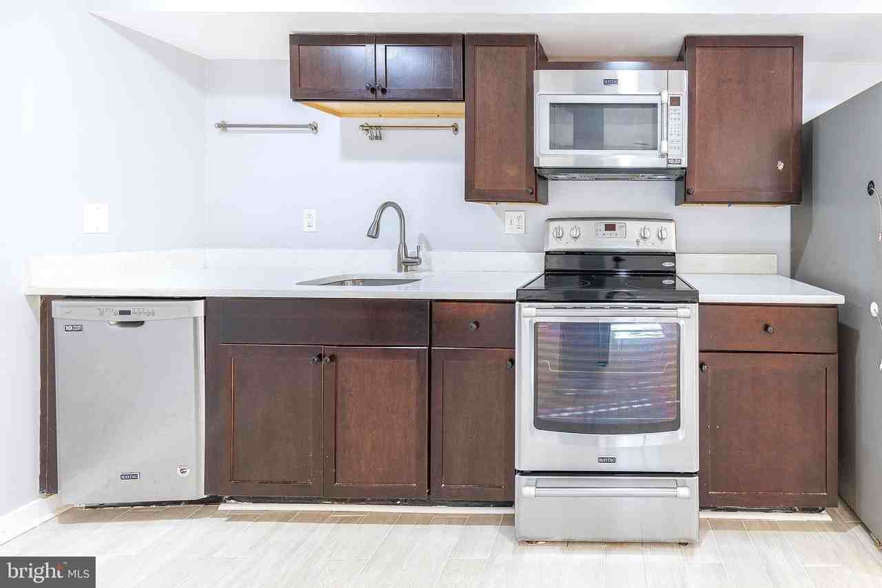 117 R St Nw Unit 2 #2 - Photo 4 of 35