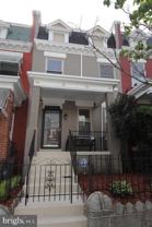 1932 Summit Pl Ne - Photo 1 of 1