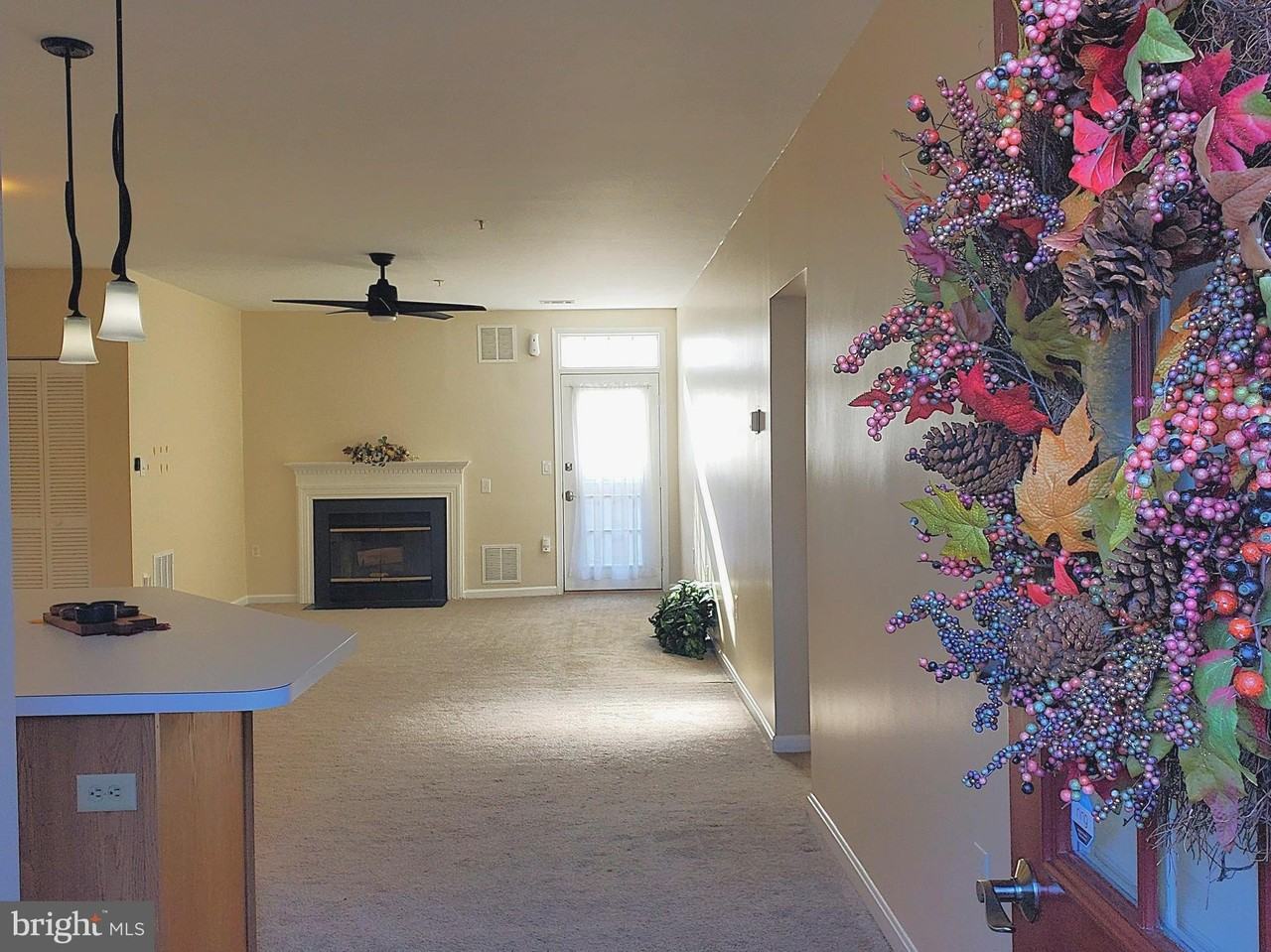 2433 Wentworth Dr - Photo 3 of 19