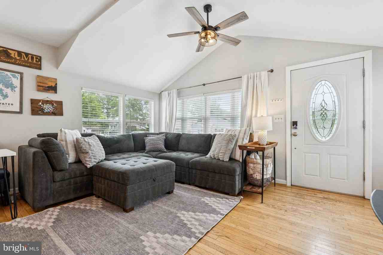 418 Silver Run Rd - Photo 4 of 33