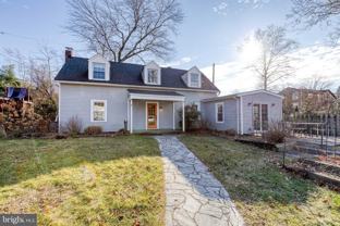 603 Park Ln - Photo 1 of 1