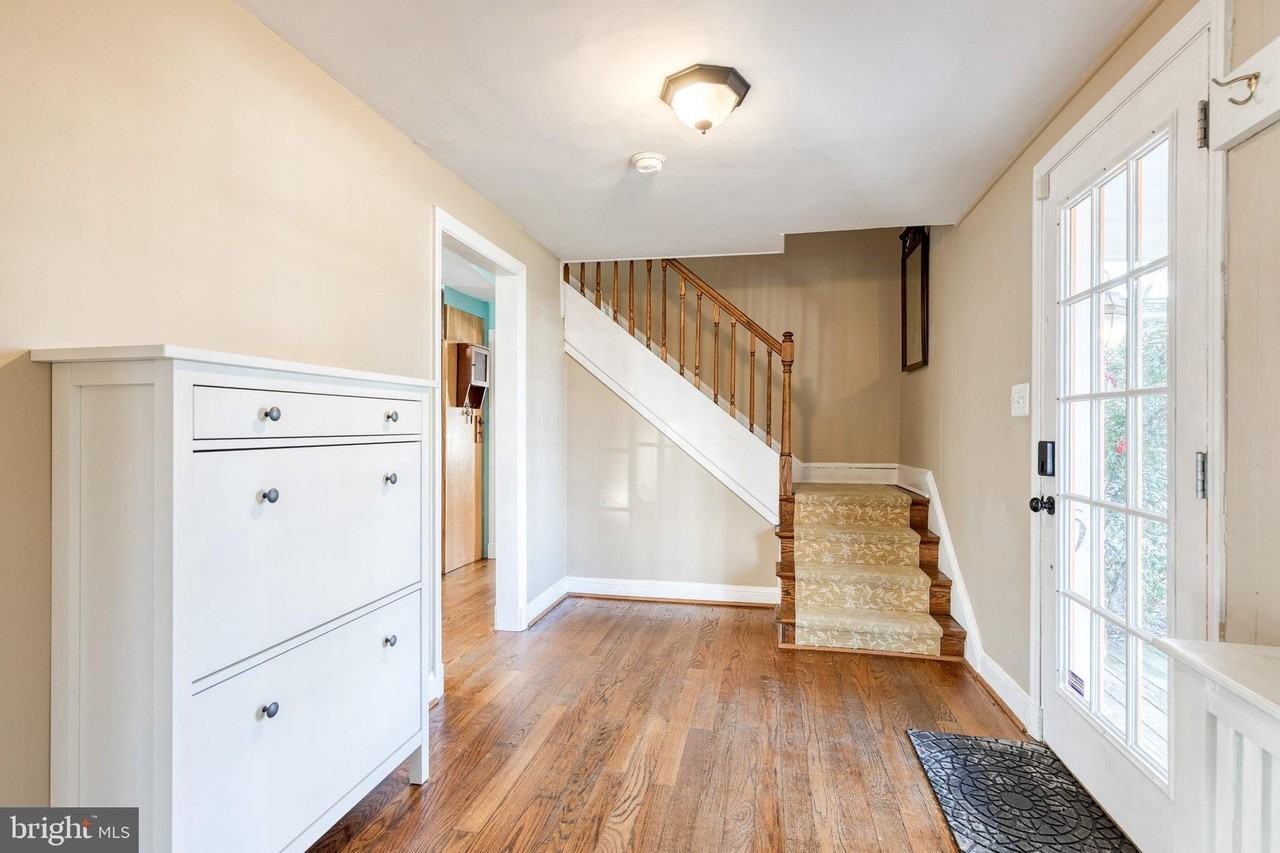 603 Park Ln - Photo 2 of 22