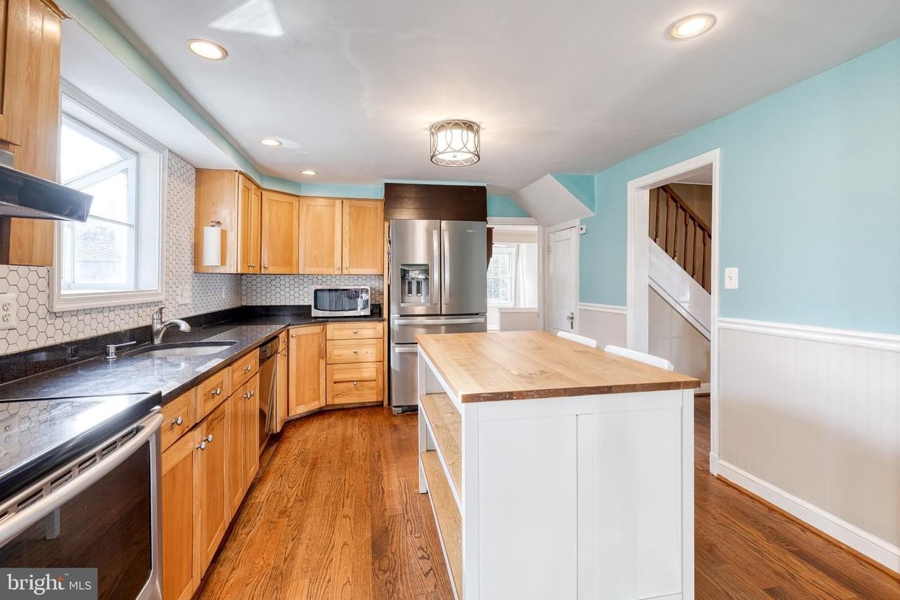 603 Park Ln - Photo 7 of 22