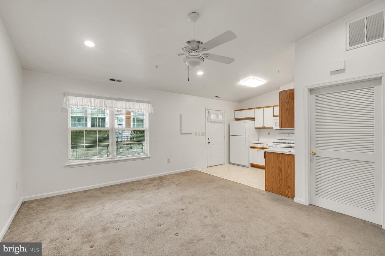 1830 Vincenza Dr Apt H #H - Photo 5 of 13